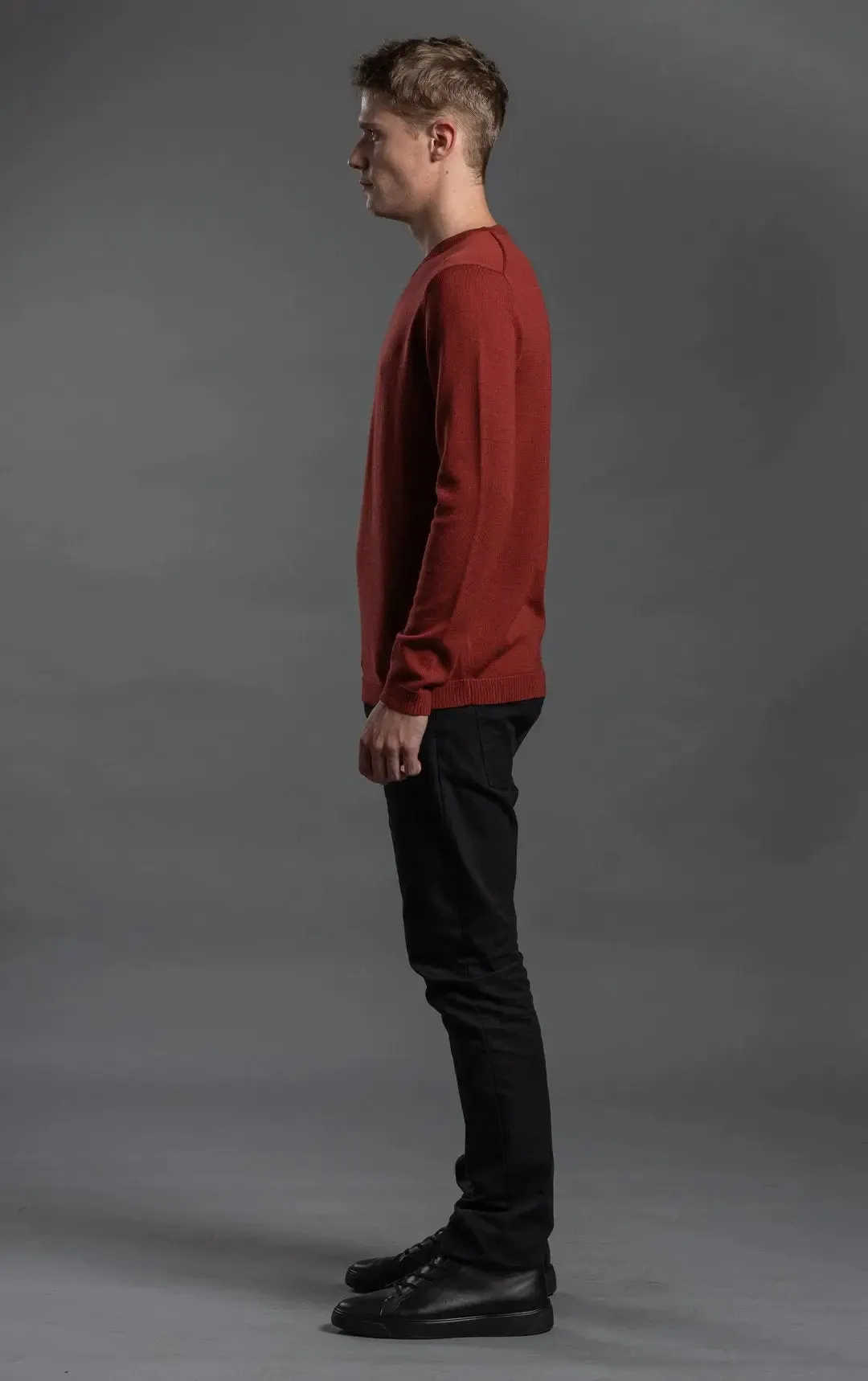 12GG MERINO V-NECK SWEATER - CLEARANCE