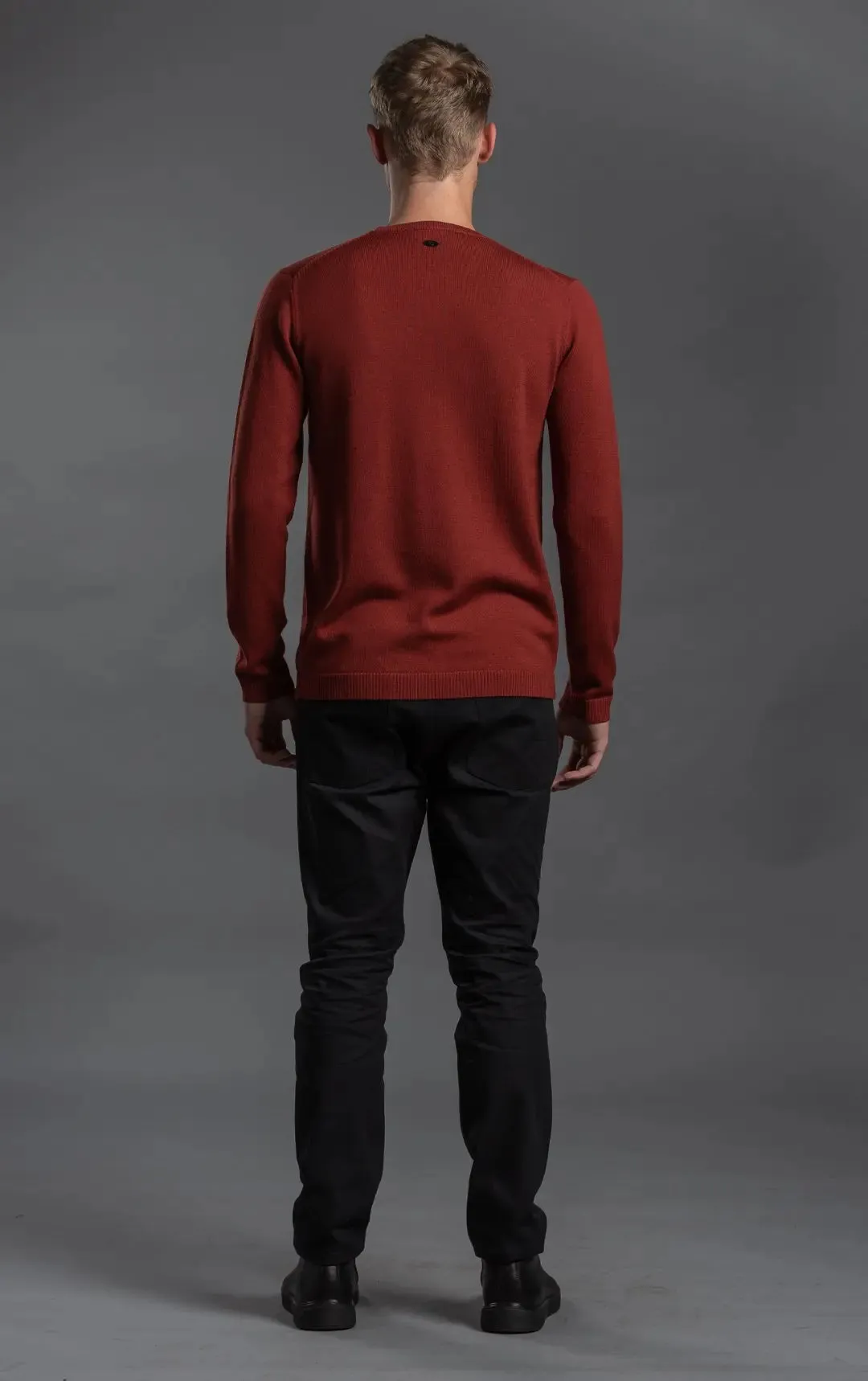 12GG MERINO V-NECK SWEATER - CLEARANCE