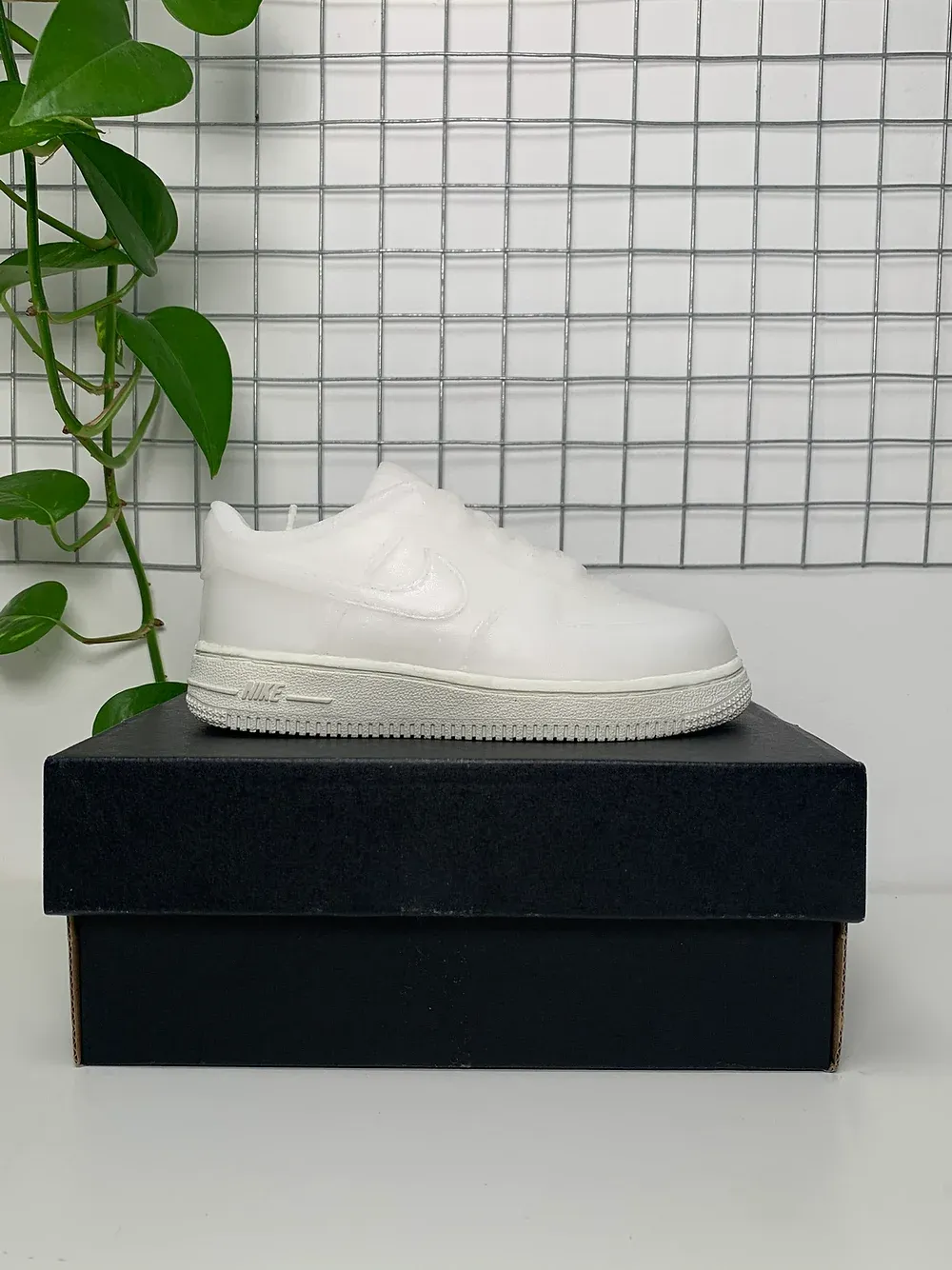 FREYA MAY DESIGN AF1 W/ CONCRETE SOLE CANDLE