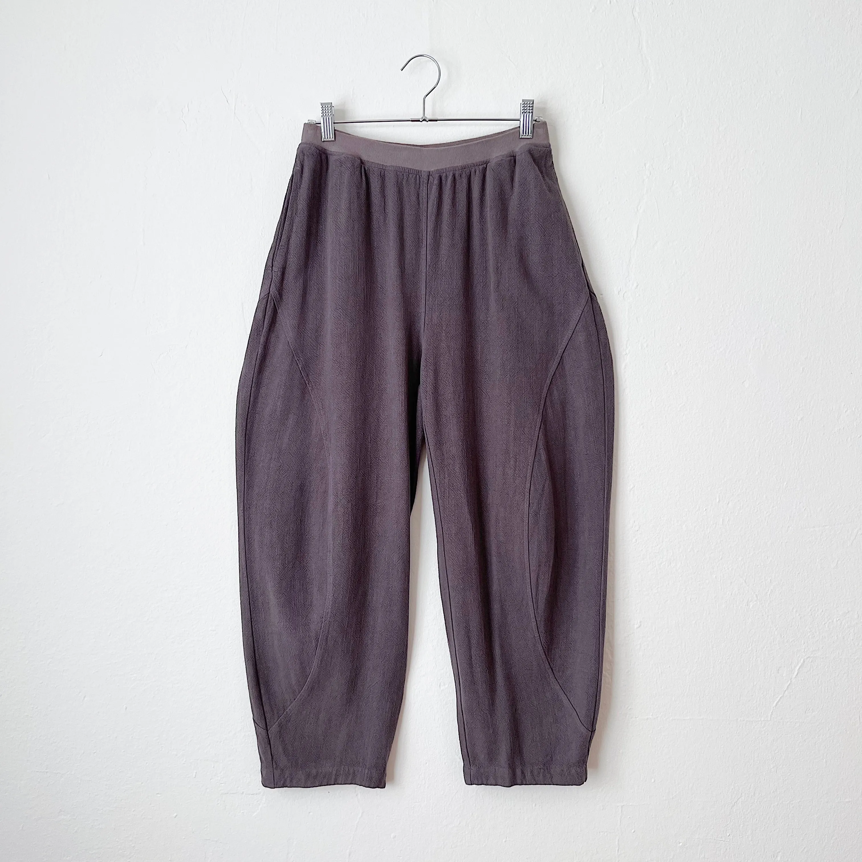 Kleen | Crop Pant in Granite