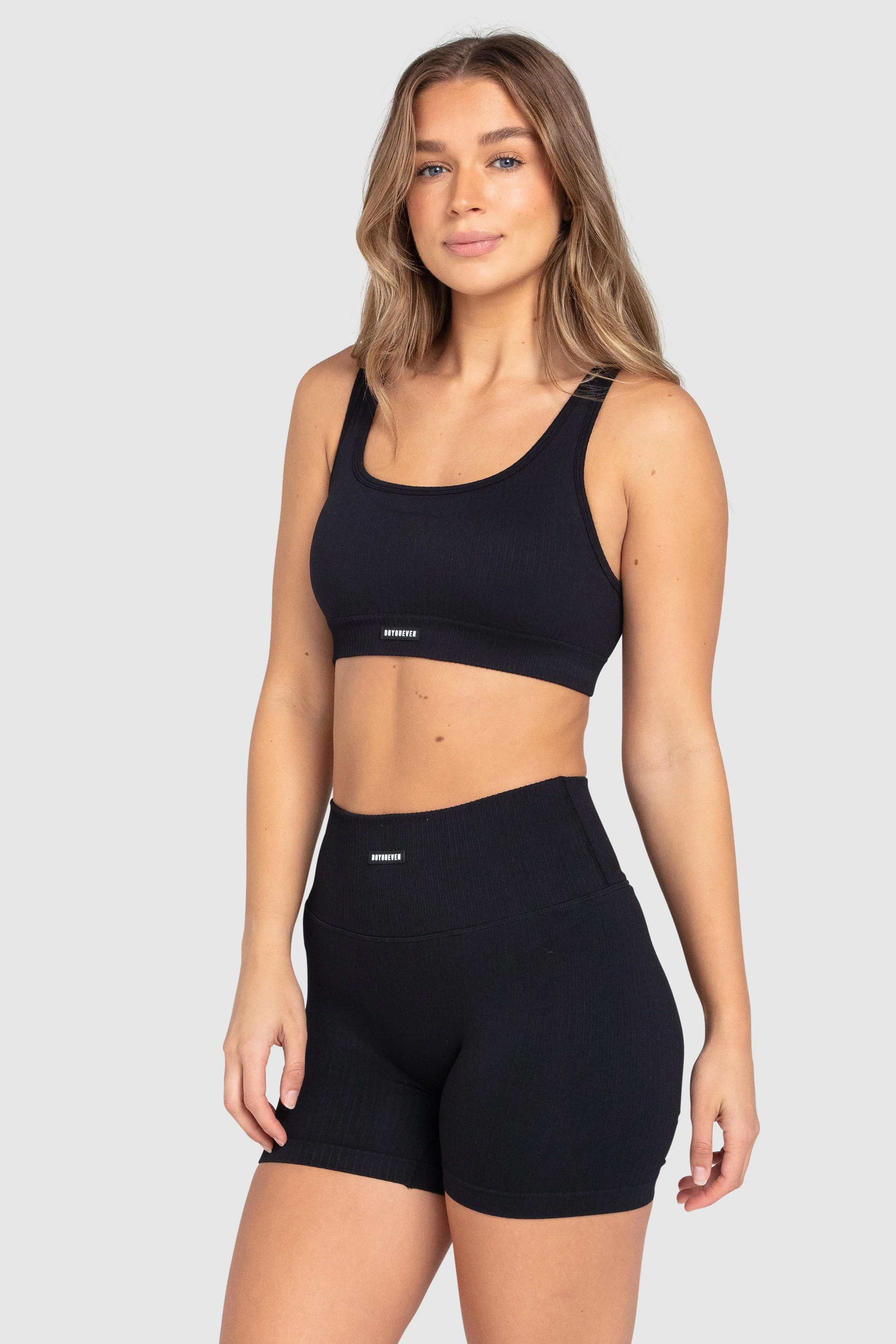 Ribbed Seamless Shorts - Midnight Black