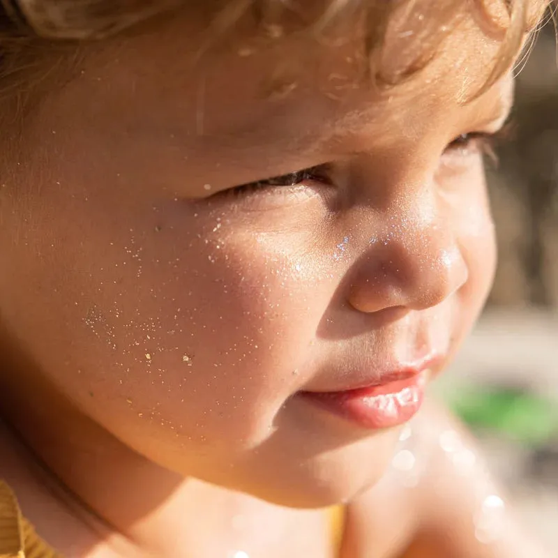 Sundust SPF50   BioGlitter Sunscreen