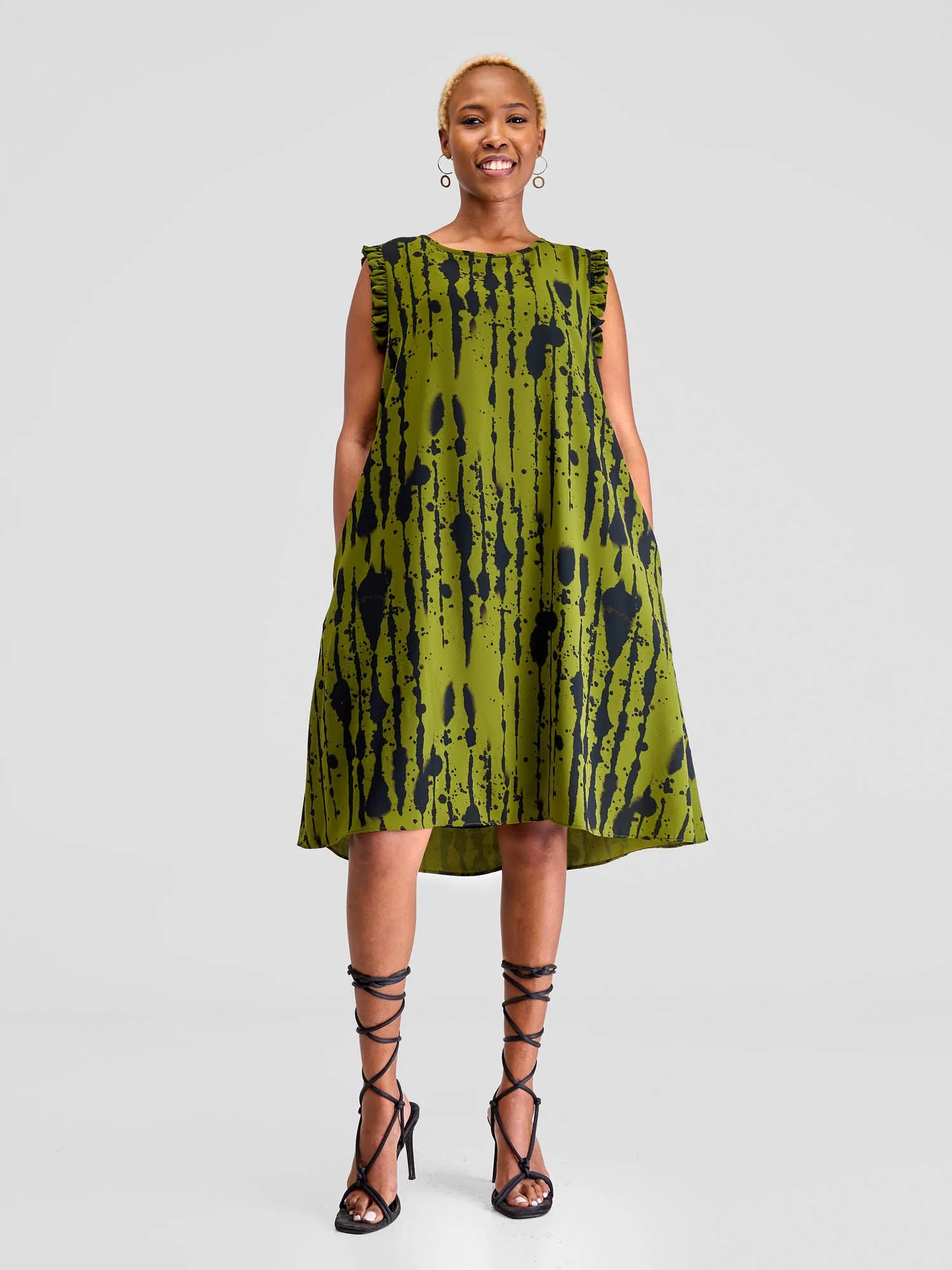 Vivo Ava Tent Dress - Hunters / Black Print